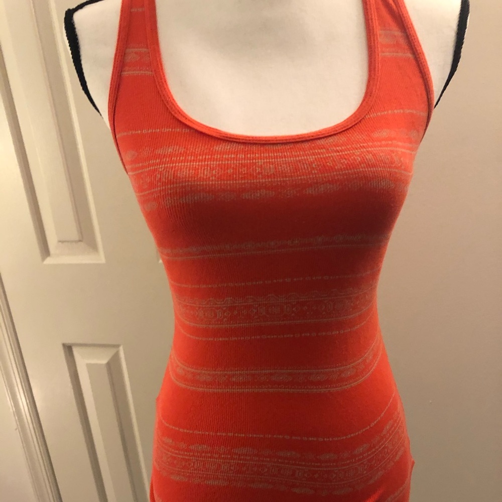 Mossimo orange and tan tank